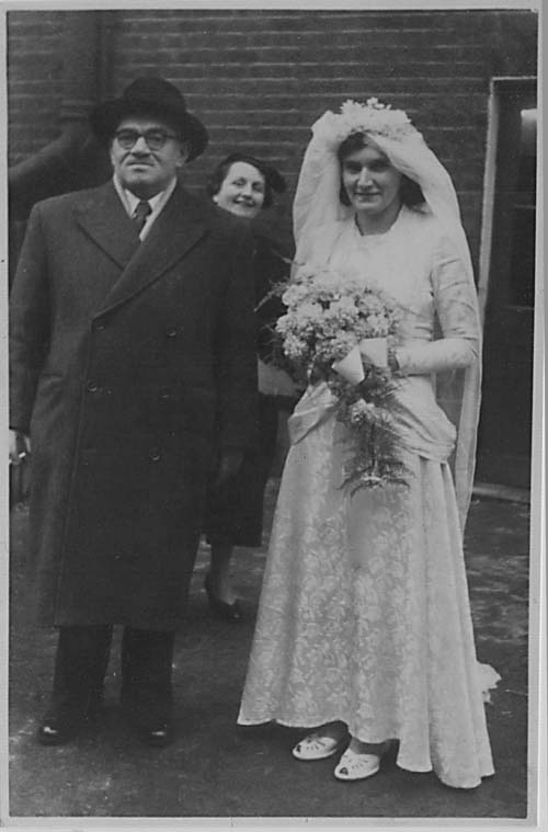 When it was certain that his wife had not survived the Holocaust, Kalman Schwarz took a new wife, Miriam. 